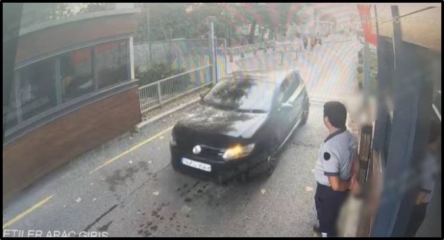 Düğüne geldim diyerek 2 kez aranmadan kampüse girdi.