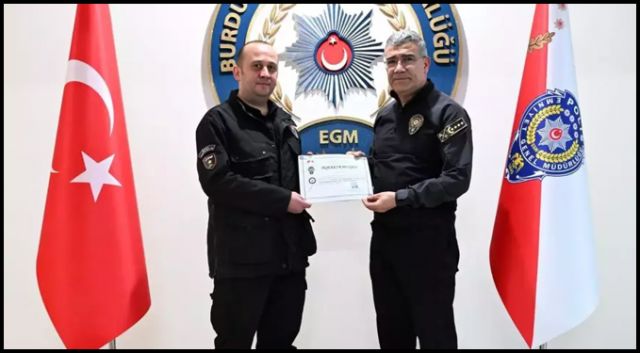 Burdur’da 71 yaşındaki kadını polis numarasıyla 660 bin liralık dolandırılmaktan güvenlik görevlisi 